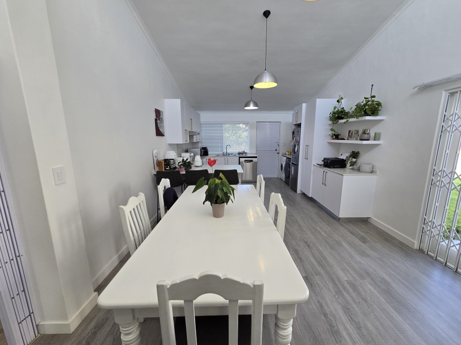 To Let 3 Bedroom Property for Rent in Protea Valley Western Cape